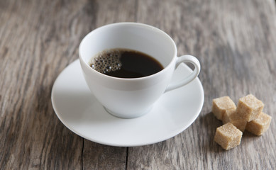 tasse a café et sucre brun de canne
