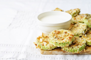 baked parmesan zucchini crisps