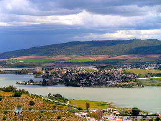 Campagne andalouse et village