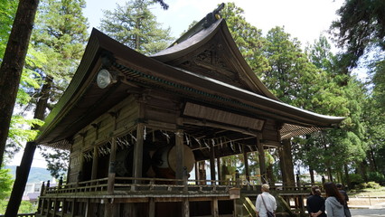 諏訪大社上社本宮の神楽殿