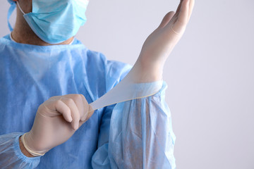 Surgeon getting ready to operate