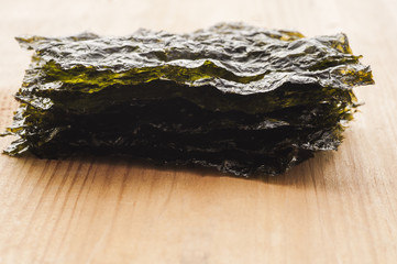 Seasoned seaweed © tanawatpontchour