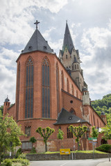 Fototapeta premium Liebfrauenkirche in Oberwesel am Rhein, Deutschland