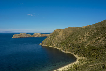 Fototapeta na wymiar 太陽の島　チチカカ湖