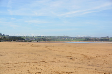 playa en mogro, playa de usil