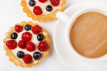 Sweet cakes with berries © blackday