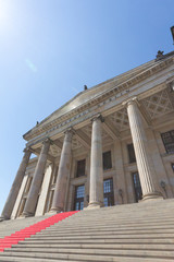 Fototapeta na wymiar Konzerthaus Berlin - Gendarmenmarkt 