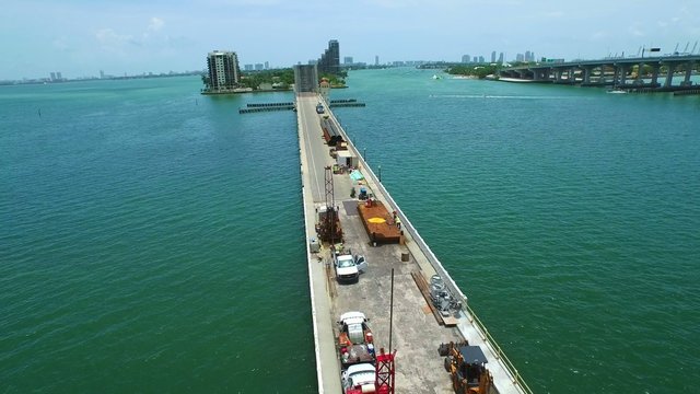 Aerial video Venetian Causeway Miami Beach 4k