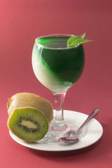 kiwi jelly with cream
