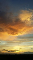 Nuage jaune