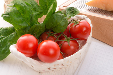 Tomatoes with Spinach