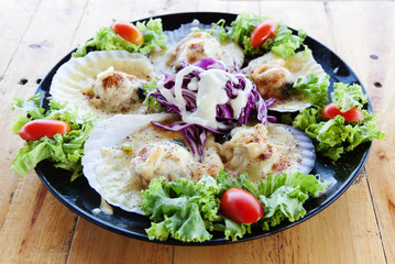 Scallops baked Cheese