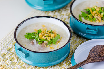 Rice congee mixed with meat