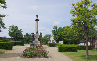 Obraz premium Monument aux morts de Montauban-de-Bretagne