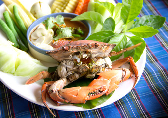Steamed crab and simmer chili crab with vegetable