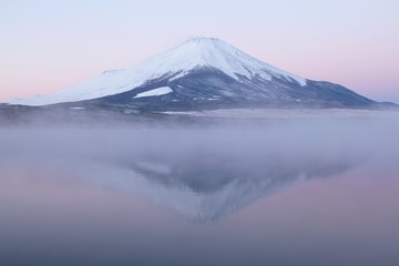 Fototapeta premium 山中湖からの富士山