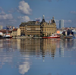 Fototapeta premium Haydarpasha with reflections Istanbul Turkey