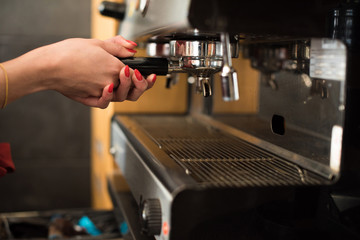 Hands on expresso machine