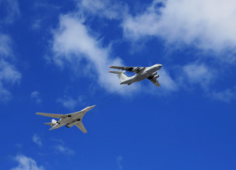 Air refueling
