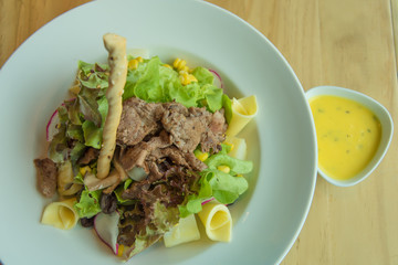 hydroponics salad