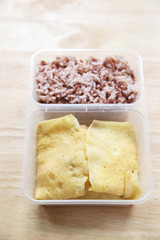 Clean food egg and rice in bento