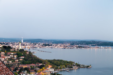 Obraz premium lighthouse in the evening