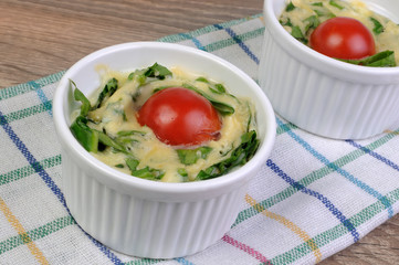 Omelet with spinach and cheese