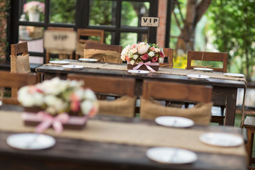 Fototapeta na wymiar Beautiful table setting for an event party or wedding celebration