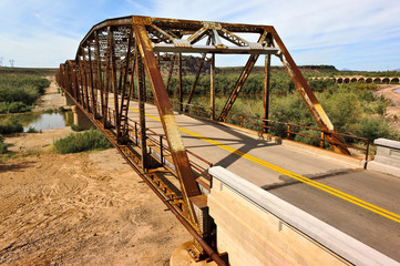 Gillespie Bridge, Arlington, Arizona, USA