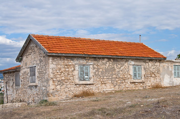 Fototapeta na wymiar small old house