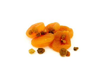 dried apricots and raisins