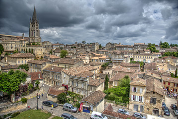 Obraz premium The town of St. Emillion, Bordeaux France