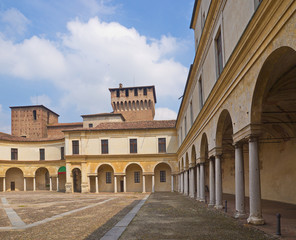 Fototapeta na wymiar Piazza Castello im Palazzo Ducale / Mantua 