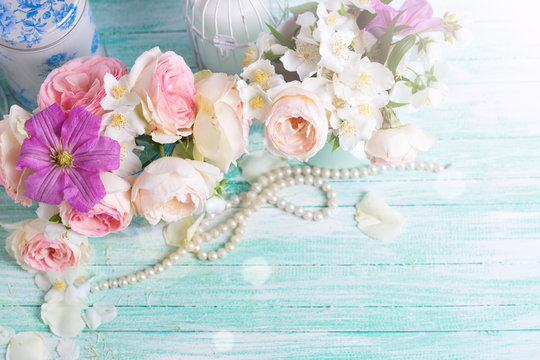 Fototapeta Roses, jasmine and clematis   flowers