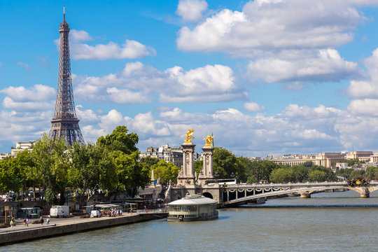 Eiffel Tower and bridge Alexandre III