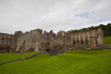 Fototapeta premium Ruins of famous Riveaulx Abbey