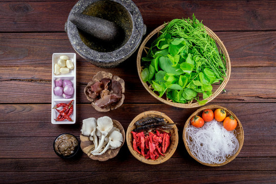 Ingredients of the food native to northern Thailand.