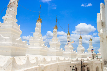 Fototapeta na wymiar white pagoda at the temple, Mynmar