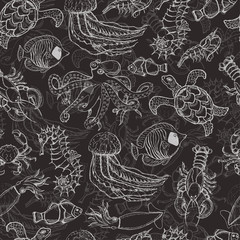 Seamless pattern with sea inhabitants on a dark background © nafanya241