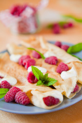 raspberry crepes