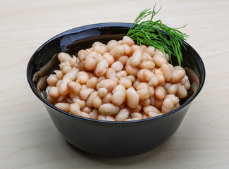 White canned beans