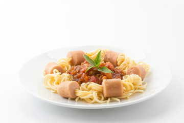 spagetti with sausage  and tomato pork sauce