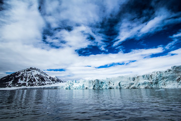 Arctic spring in south Spitsbergen © KrisGrabiec