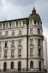 Fototapeta na wymiar Bucharest apartment building