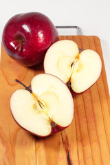 Apples 