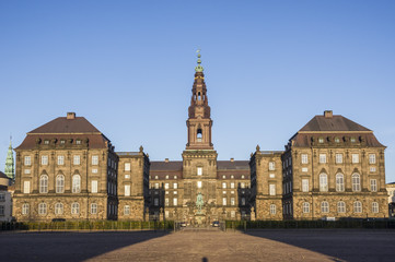 Fototapeta na wymiar Amalienborg Palace in Copenhagen, Denmark