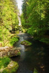 Obraz premium Kamenice river