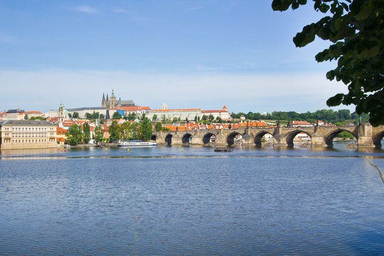 Prag mit Karlsbrücke