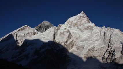 Fototapeta na wymiar Mt Everest and Nuptse