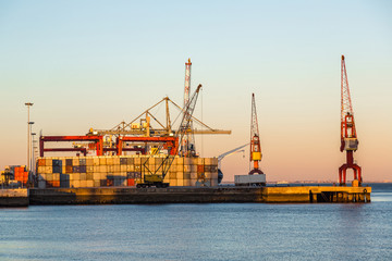 Fototapeta premium Lisbon's commercial port
